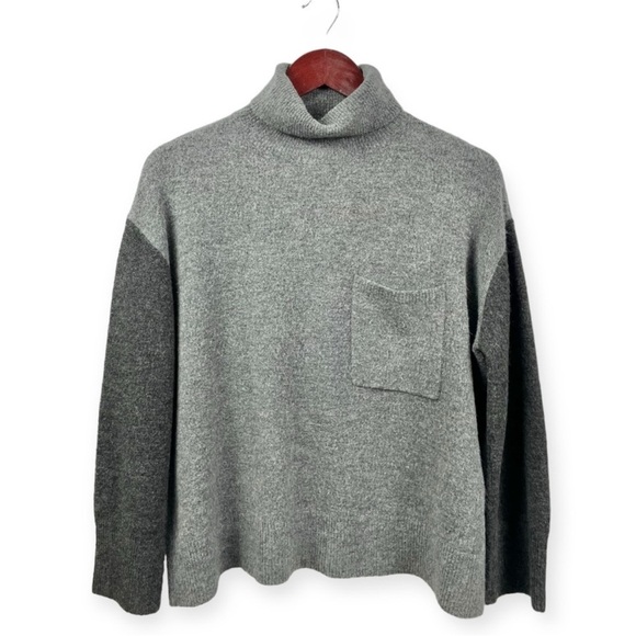 Oak + Fort Contrast Wool Blend Turtleneck Sweater, size S - Picture 1 of 6